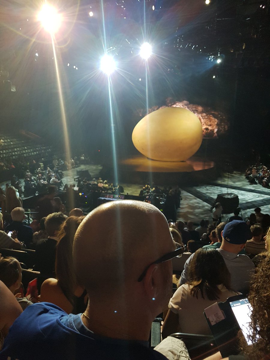 ADroid23's tweet photo. #OVOCIRQUE  Ovo times 2 #doubleegg https://t.co/ocr0Bd8R9D