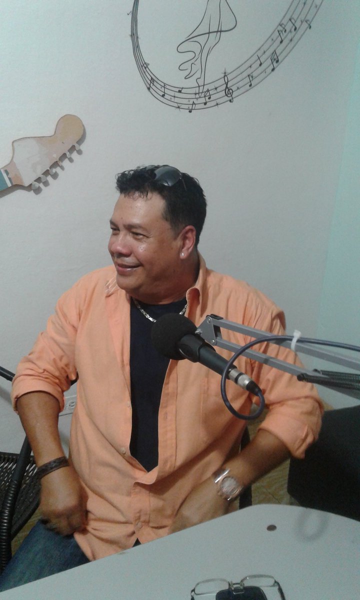 alexleonsalsa's tweet photo. @tufiestaradio1 @ELMETROSALSERO  @Fuegosalsaa @BoricuaLegends @SaborGlobal @LaSALSOTEKA https://t.co/fSml1JFARY