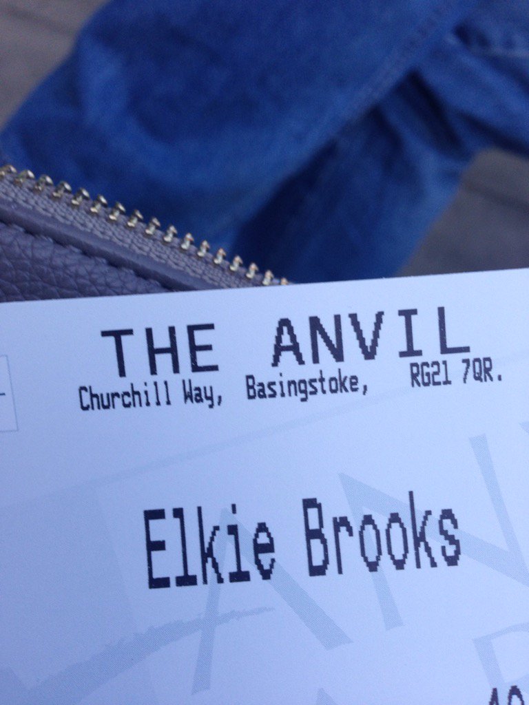 lavendernlily's tweet photo. The USA may have Aretha but we have Elkie@ElkieOfficial .. still   Queen of the blues after all these years https://t.co/YxGqUAZbS3
