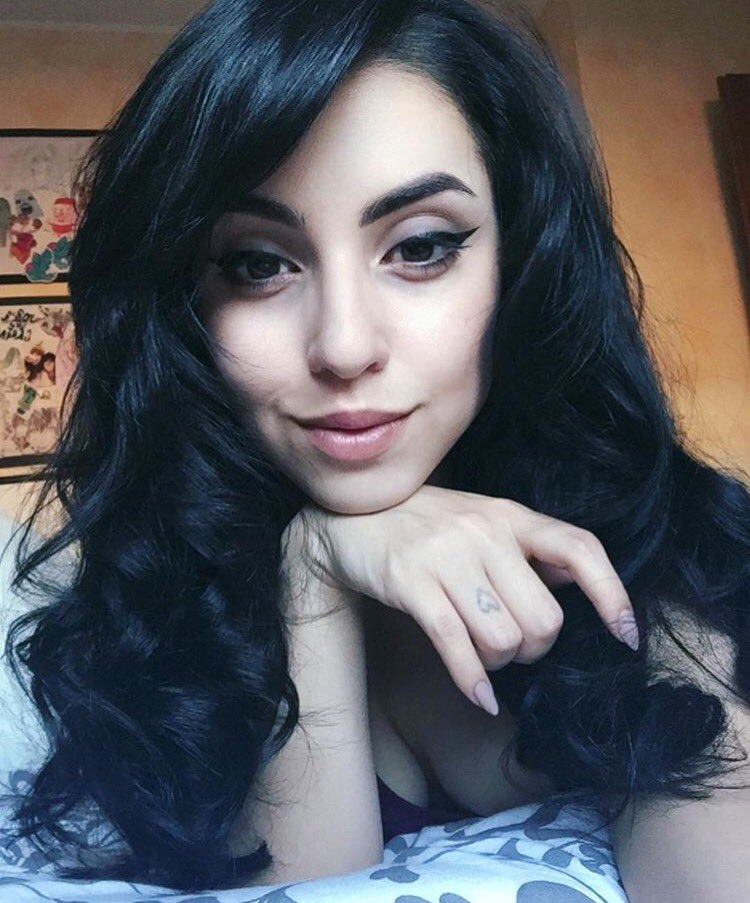 deleted (@taliablood) on Twitter photo 