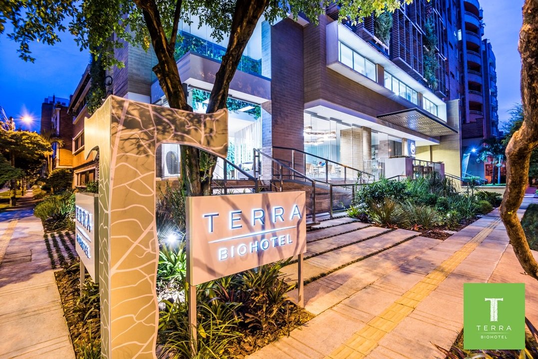TerraBiohotel's tweet photo. Creemos que si somos capaces de idear una empresa sostenible desde un enfoque integral, eso cambiaría el curso del mundo. #terrabiohotel https://t.co/d5QyIhqSvw