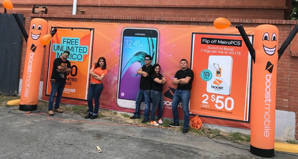 Mario_Boost's tweet photo. Boost Mobile at Extravagant flipping off MetroPCS in style! Come visit our store on Boca Chica for a chance to win a BBQ grill! https://t.co/xiQL3kjvUj