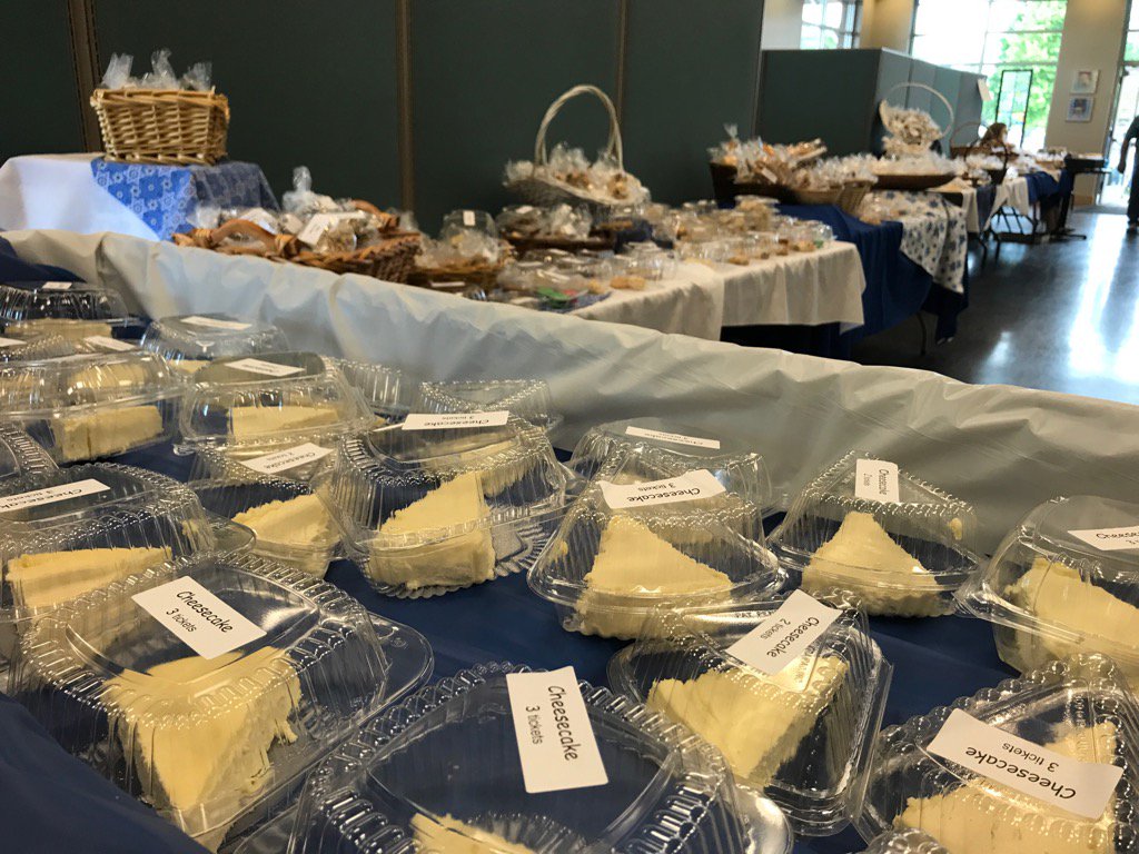 BetsyZRussell's tweet photo. The cheesecake at #delidays this year is swoon-worthy! It runs til 8 at 11 N. Latah https://t.co/0S4ErmJf9T