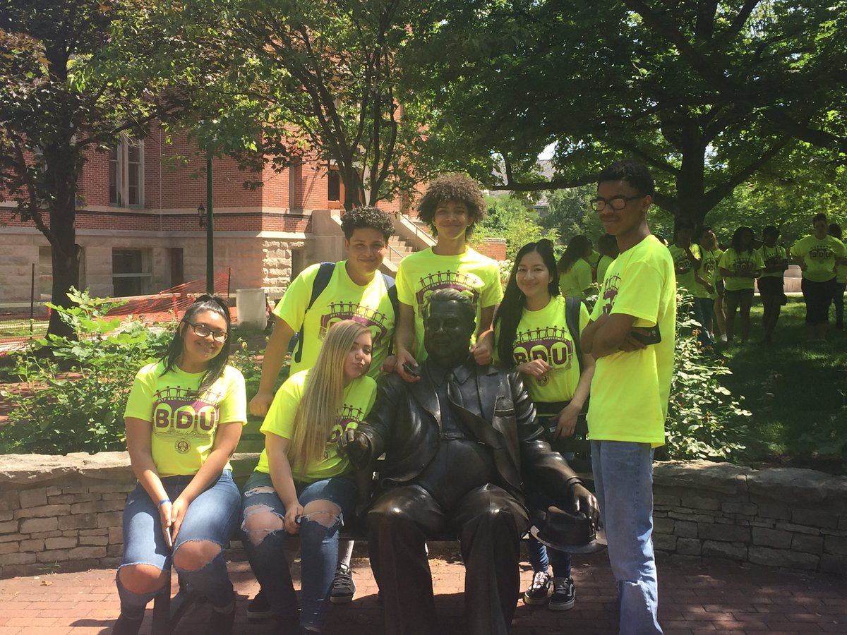 BDUNextSteps's tweet photo. BDU Class of 2020 visiting the beautiful campus of IUB! Thanks for a great tour @IUBloomington! #WeAreWayne @radaugherty https://t.co/WePUjodkC5