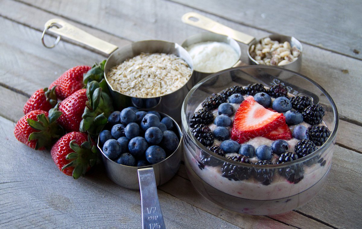 EFXSports's tweet photo. Sick &amp; tired of eating the same old bland oatmeal? It doesn’t have to be that way! Try these recipes. #healthfood https://t.co/YUCm9O2JmV https://t.co/s6mw3dZAPH