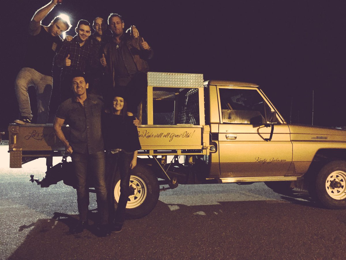 KeelyJohnsonn's tweet photo. It was gold #lastweekend https://t.co/JI1cASEWt7