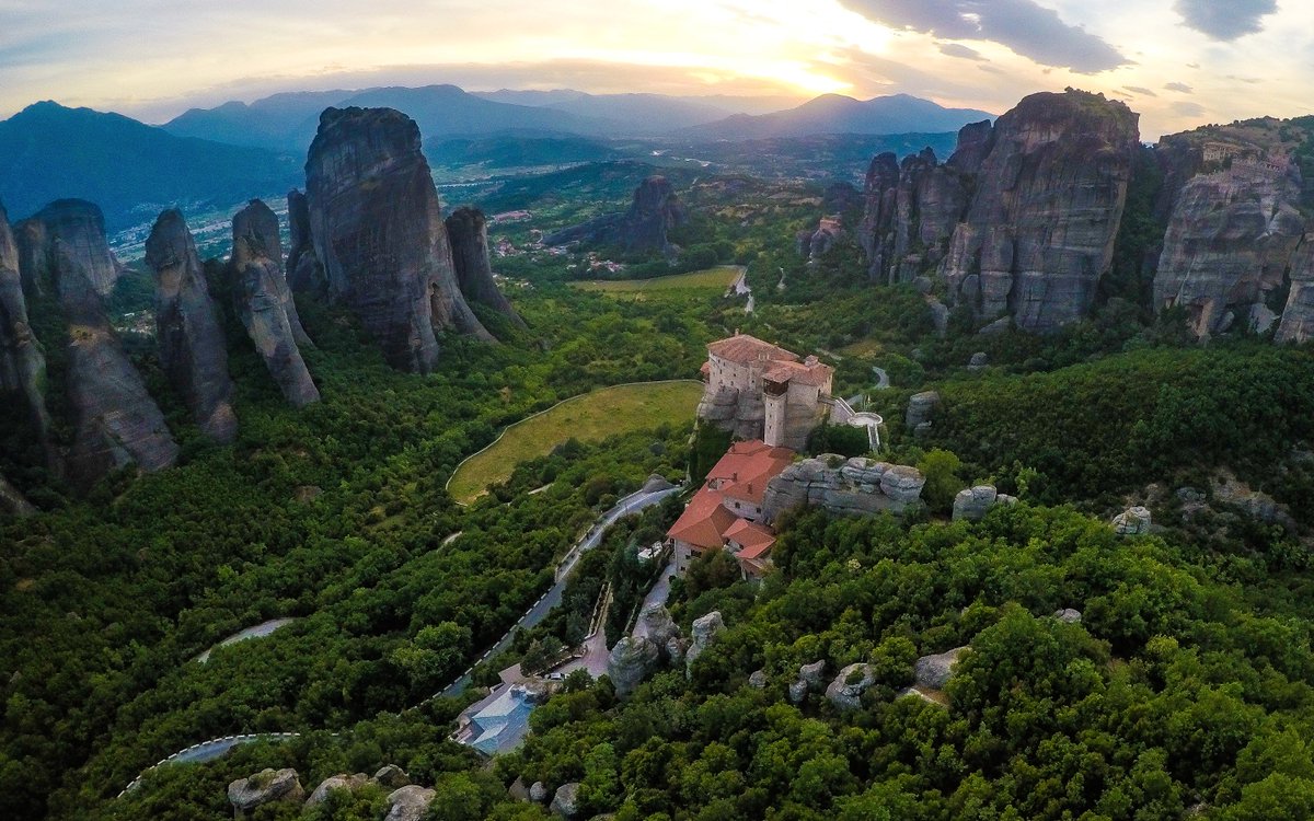 Join me for a free drone talk and book signing at the astonishingly beautiful National Arts Club this Tuesday at 8pm. #GoPro #drone
