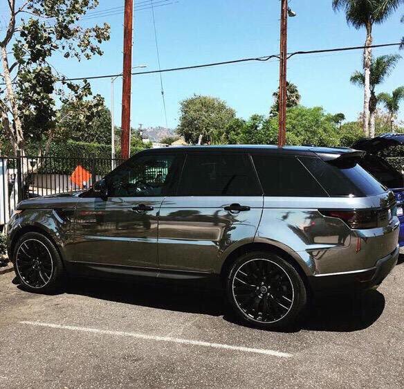 carscuIture's tweet photo. Chrome black 🤤 https://t.co/DaFWJgKNZB