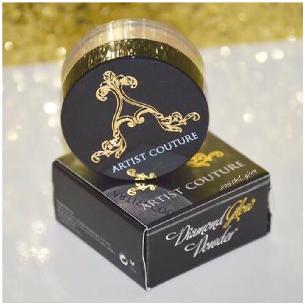 mychelsnowden11's tweet photo. Artist couture diamond glow powder in illuminati ✨ so gorgeous, love the pigmentation! #BOXYCHARM @boxycharm @artistcouture #juneboxycharm https://t.co/rrlMdXBQ45