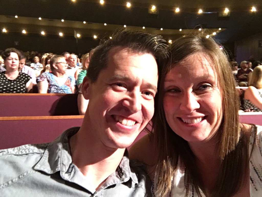 JanelSkeen's tweet photo. Celebrating 10 year anniversary at the #Opry https://t.co/9QX9TLcg7M