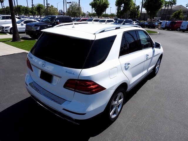 FresnoMercedes's tweet photo. Need some leg room for your summer road trip? Check out this spacious 2016 GLE350! Click the link for more info: https://t.co/tTHGWXPgZ0 https://t.co/rYm3z9Jodx
