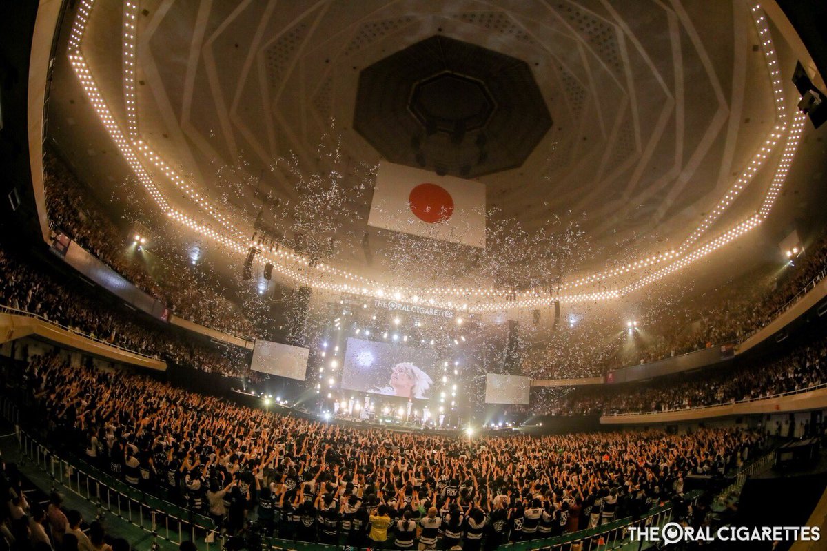 oral_official's tweet photo. 【武道館余韻！！】
最高の景色ありがとうございました！！
大阪城ホール、亜人主題歌もよろしくお願いします。 https://t.co/aFkv1eBheu