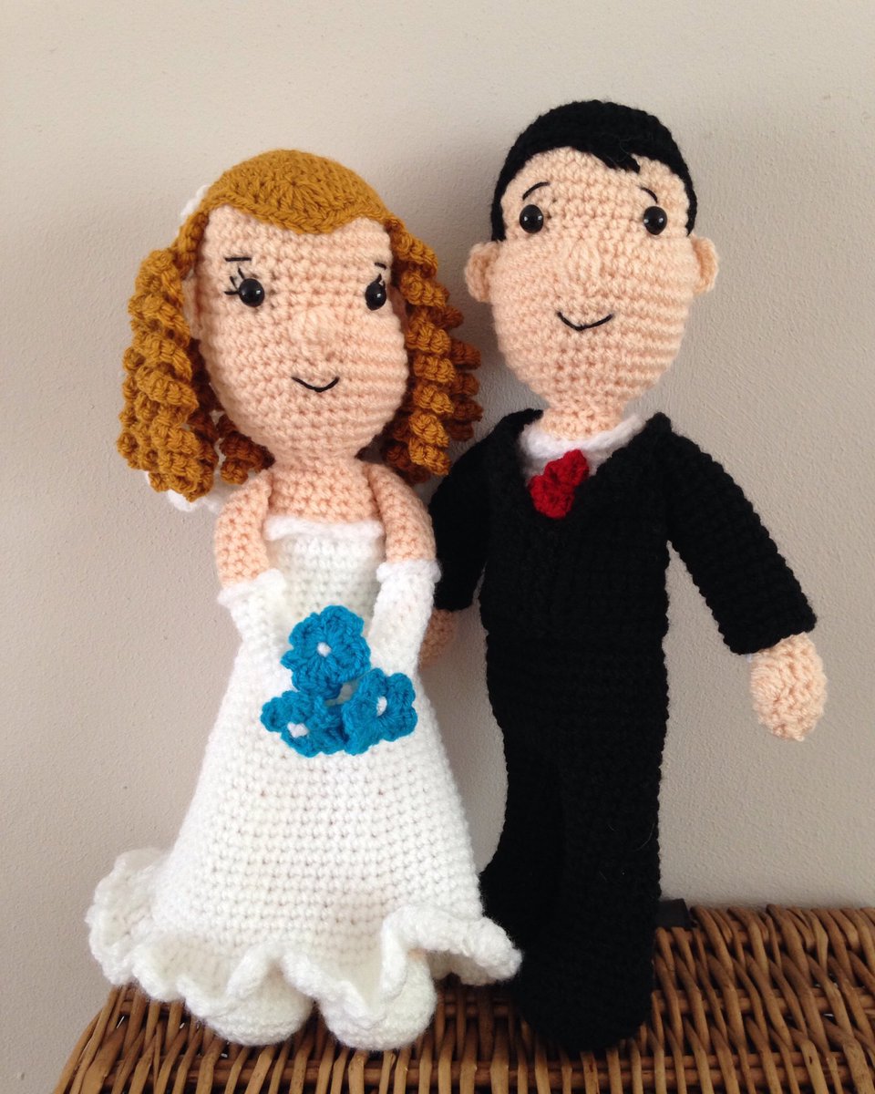 I'm having a Twitter break this weekend for a family wedding. Tweets will be automated.  etsy.com/shop/Bitzas open as usual 😊