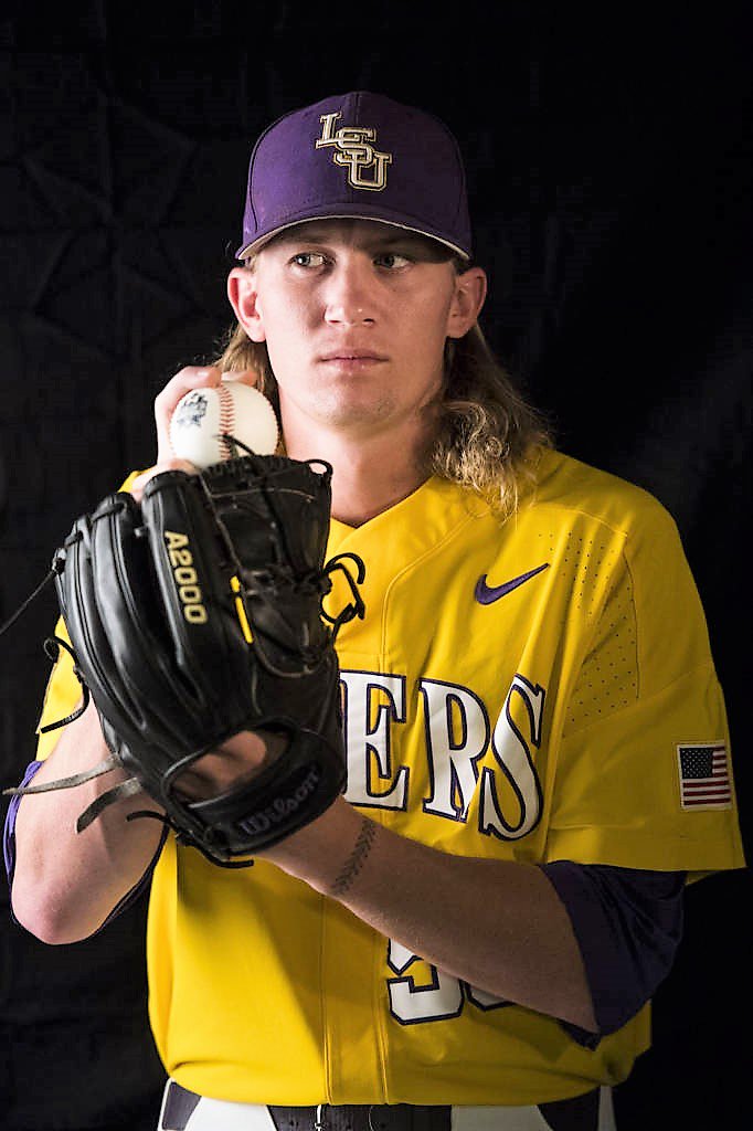 SavSportsReport's tweet photo. Former @calvaryday Baseball Player @hunternewman55 at the Road to Omaha @ncaabaseballnow @LSUbaseball Team
@ESPNCoastal https://t.co/Pchc0YFwXw