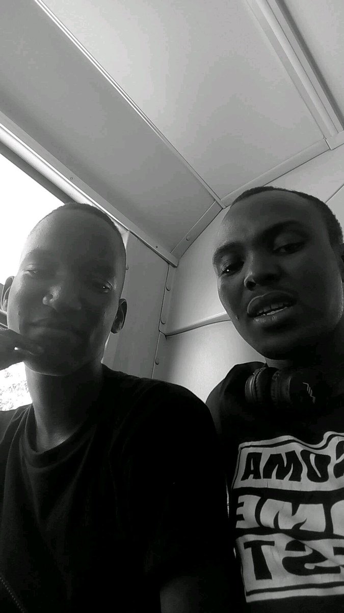 FrancesDanvil's tweet photo. With ma blood nigga https://t.co/T1AJAq0LCi