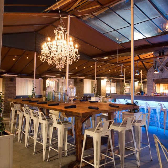 Excited for double date night tonight at the all-new <a href="/hamptons818/">Hamptons818</a>. A little bit of the #Hamptons right here in #ShermanOaks. ⚓️⚓️⚓️