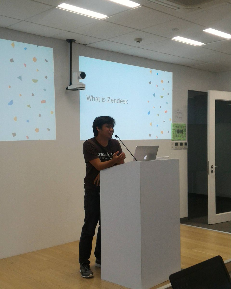DEVCONPH's tweet photo. Mr. JM Ramos from Zendesk
#Unity3DCodeCamp
#DevConPH https://t.co/1KSg6SF6Ar