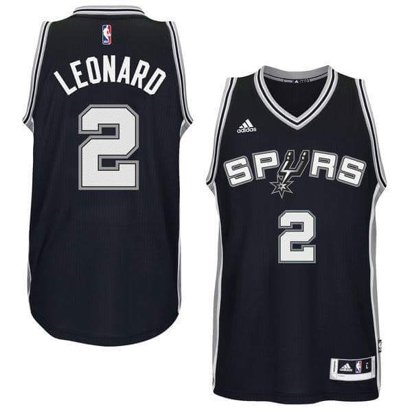 nstralex's tweet photo. #MyFirstPresent 😍
#KawhiLeonard
#manotas 
🏀💪 https://t.co/tpxU4A6VPK