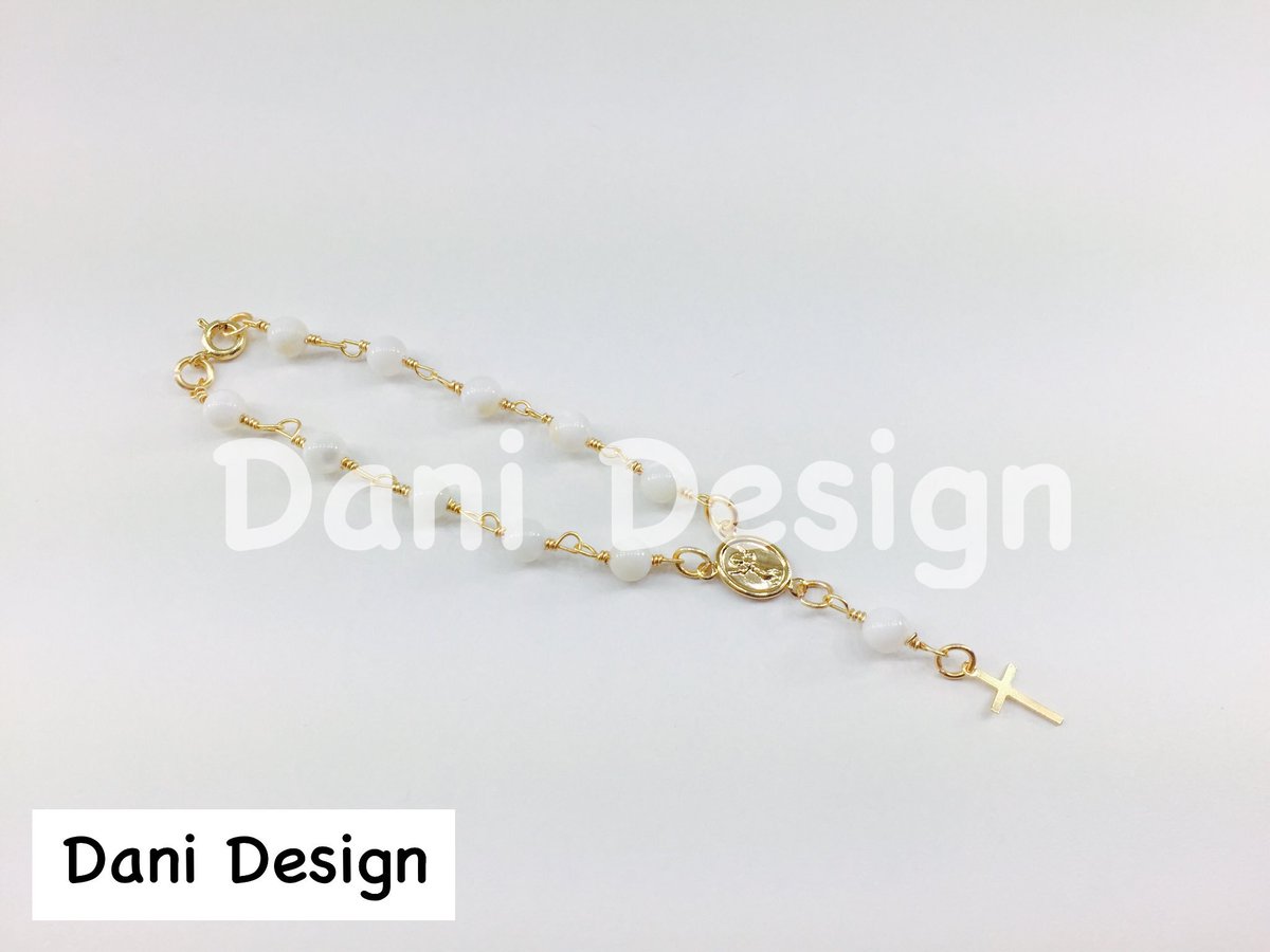 daniidesiign's tweet photo. Puedes hacer tus pedidos por:
* +58 4147041917
* daniidesiign@outlook.com
#danidesign #handmade #accesorios #fashion #style #jewelry #design https://t.co/8QUzwLH14A