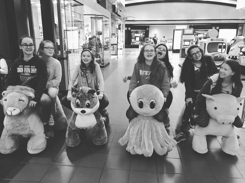 Getting crazy at the mall!! Never rode these before..sooooo fun!! lol #partycontinues ift.tt/2rAnClH
