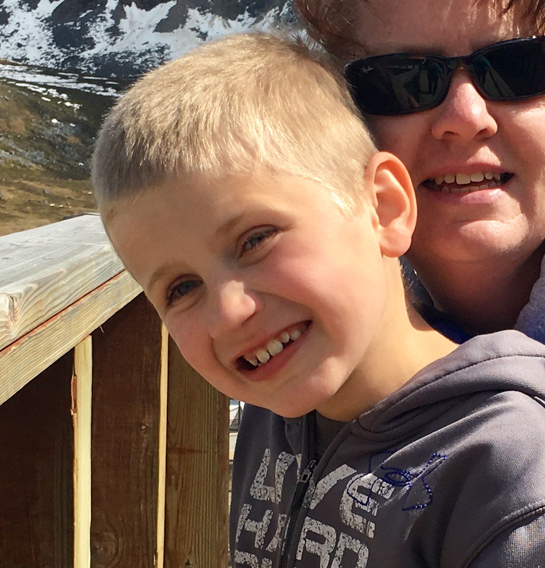 AKNewsNow's tweet photo. Missing 8-year-old boy in Eagle River. Call APD if you see him. https://t.co/VdrEGftEqd https://t.co/yGqwWs4D9O