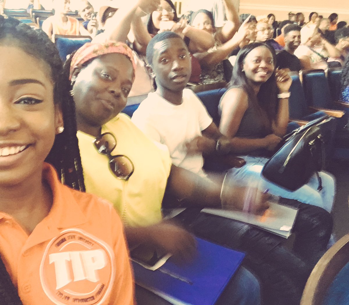 Love_Diasz's tweet photo. Honestly #VSU21 we had so much fun with you all that showed up to Tip session 1, and we welcome you all to VSU. #PowerUp๐ช๐ฝ #21kmagic https://t.co/UmK9WG4kIg