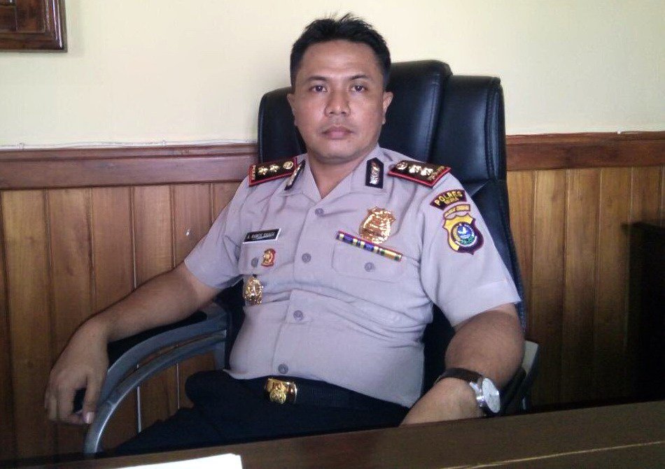 KabarKendari016's tweet photo. Propam Polda Sultra Periksa Oknum Polisi Penembak Warga di Muna https://t.co/U15LAUTyCF https://t.co/H1KT1s1zte