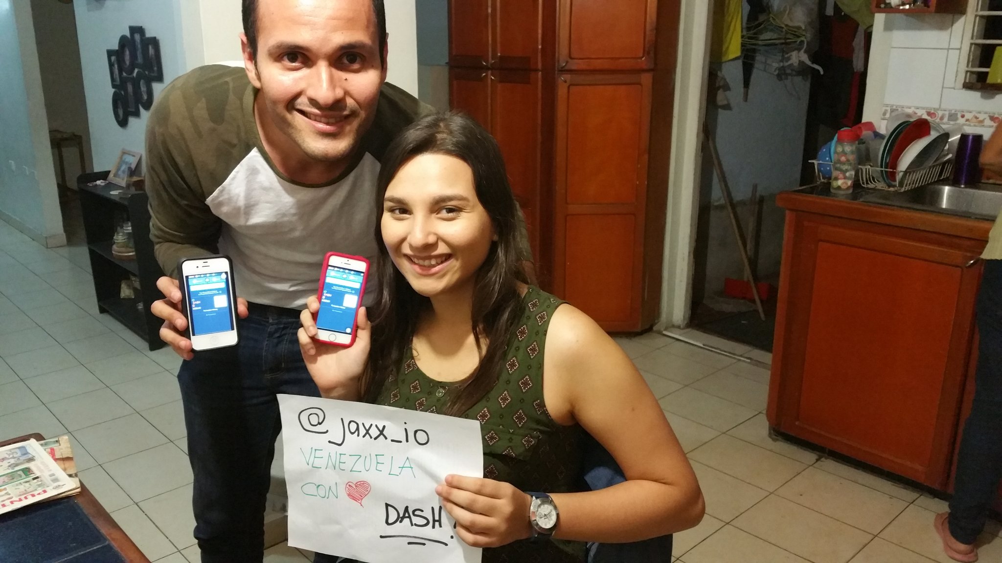 MORE MONCALVE 🌷 (@moncalve)  X