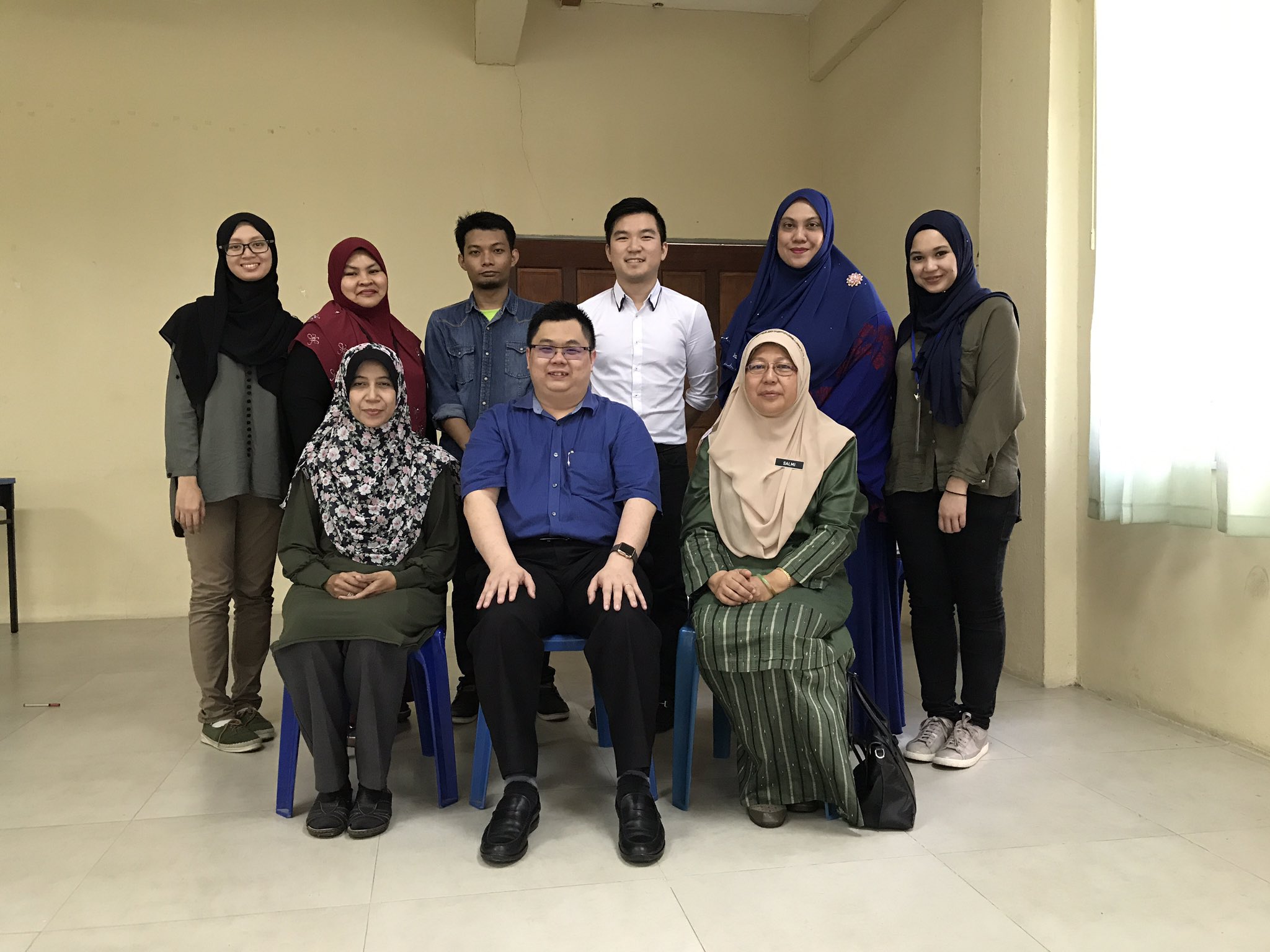 Lawrence Low Auf Twitter Tq Smk Bandar Sungai Buaya Teachers Hospitality I Listened To Teachers Work Sacrifice For Their Students Terima Kasih Cikgu Https T Co Afs2kgpo1u