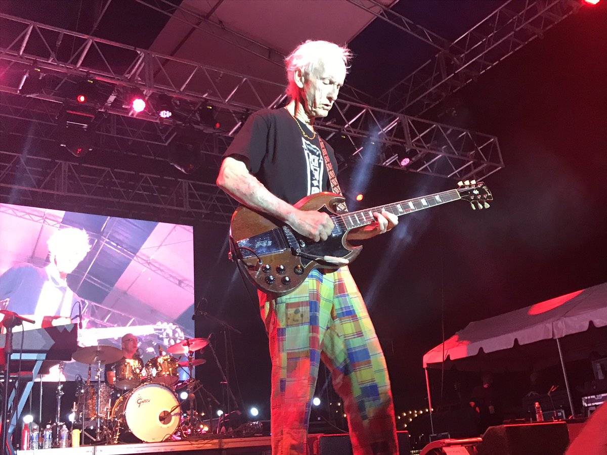 TheMuddyFest's tweet photo. Incredible set by Robby Krieger! #themuddyfest https://t.co/obxbEpLROw