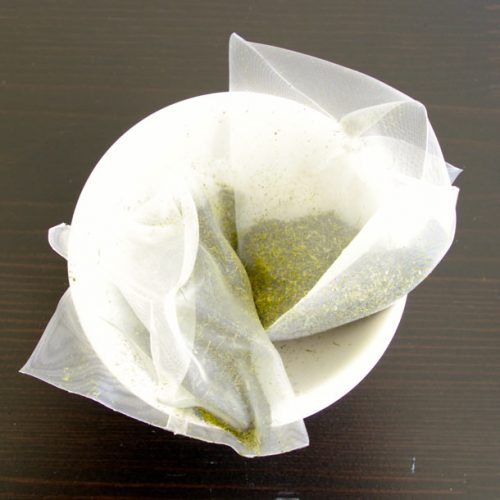 Get all the flavor and benefits of loose leaf green tea in a teabag. Free samples now available! dailymatcha.com/shop/sencha-te… #greentea #sencha