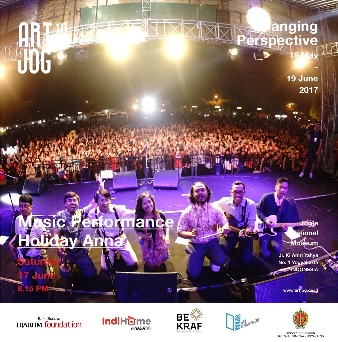 artjog's tweet photo. Malamnya lanjut ke music performances yaa..ada #HolidayAnna dan #BrightSizeTrio. Yuhuuu~ #ARTJOG10 #ARTJOG2017 #ChangingPerspective https://t.co/7TRHJMm0Xc