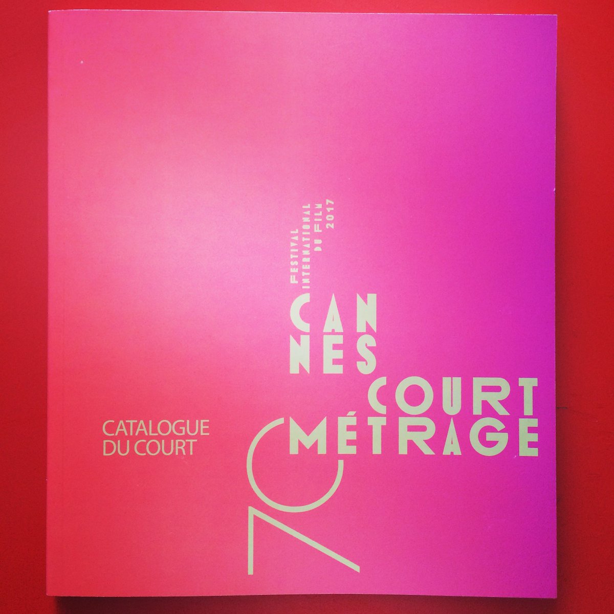 contrelemur's tweet photo. @contrelemur était présent @Festival_Cannes au #ShortFilmCorner 🌴🌊 @Cannes_Court #catalogue #shortfilm #courtmétrage https://t.co/VjgyRdPrJe