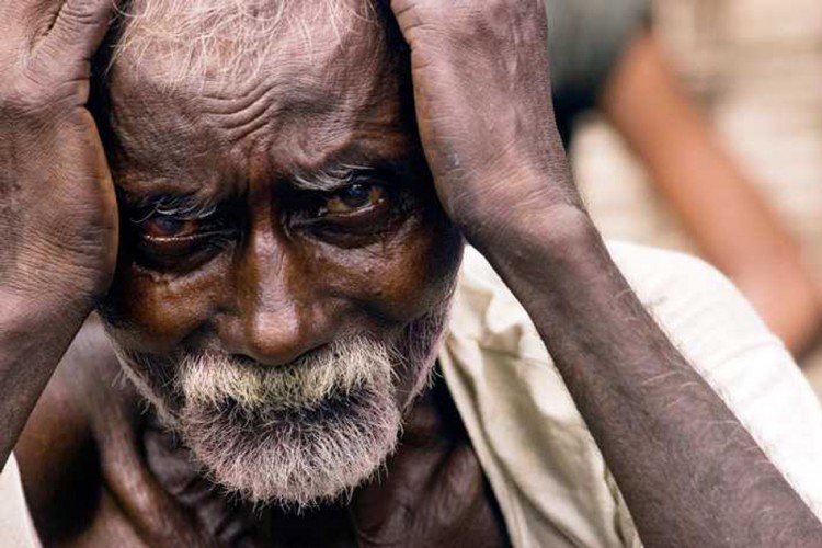 nickgupta143's tweet image. एक पिता ने बहुत खूबसूरत घड़ी गिफ्ट की
ओर कहा
बेटा कभी वक़्त भी दे दिया करो
🙏🙏
 #DadsRequest