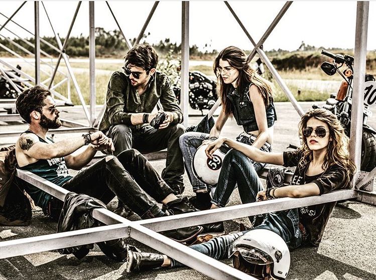 romithokchom20's tweet photo. #ROADSTER Campaign
#tsostudio tsostudio #bikercollection #myntra #womenswear #menswear #harleydavidson @theroadsterlife #romithokchom . https://t.co/9xw9PW16dr
