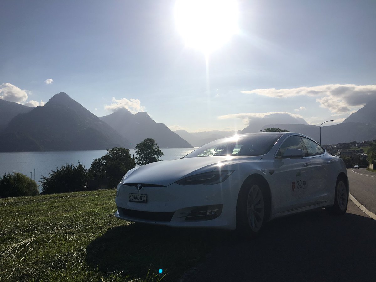 TeamTeslaS's tweet image. Starting to the last day of the #Wave2017 #TeslaSharing #eGrandTour