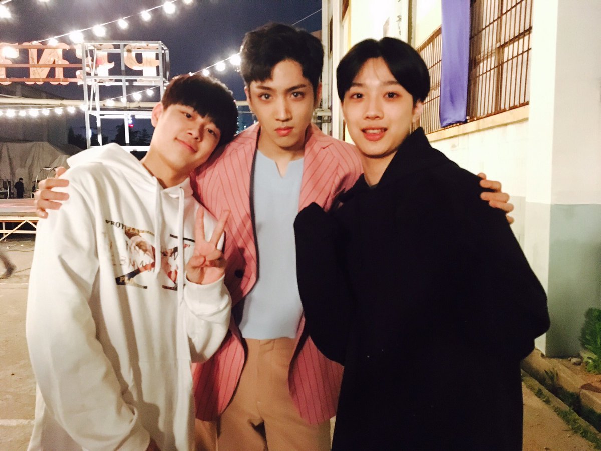 CUBE_PTG's tweet photo. [#우석] 선호야 관린아 너무 수고했어!!!
무대 정말 잘봤고 너희들의 매력과 실력을 모두 보여준거 같아서 자랑스럽다
드디어 이 사진을 올릴수 있다니..!😊 https://t.co/aTRM314VUG