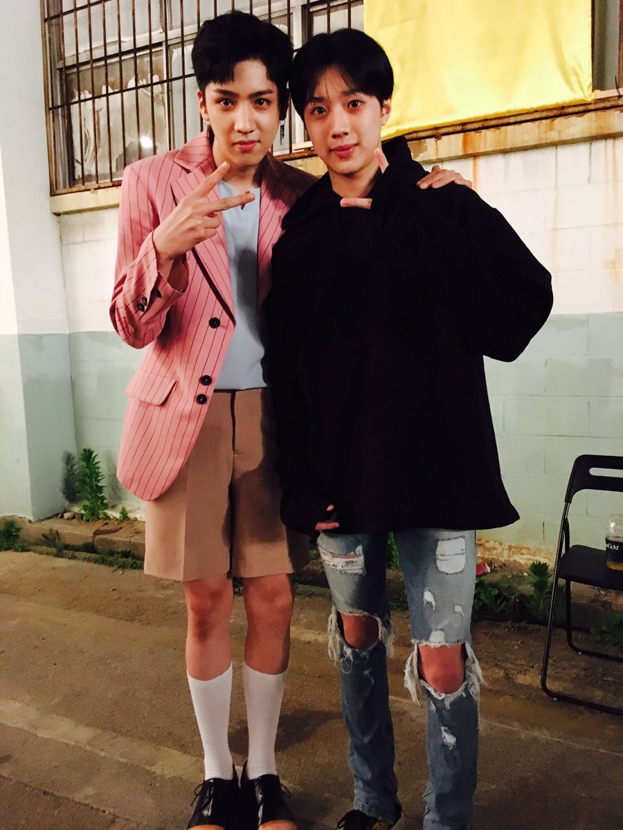 CUBE_PTG's tweet photo. [#우석] 선호야 관린아 너무 수고했어!!!
무대 정말 잘봤고 너희들의 매력과 실력을 모두 보여준거 같아서 자랑스럽다
드디어 이 사진을 올릴수 있다니..!😊 https://t.co/aTRM314VUG
