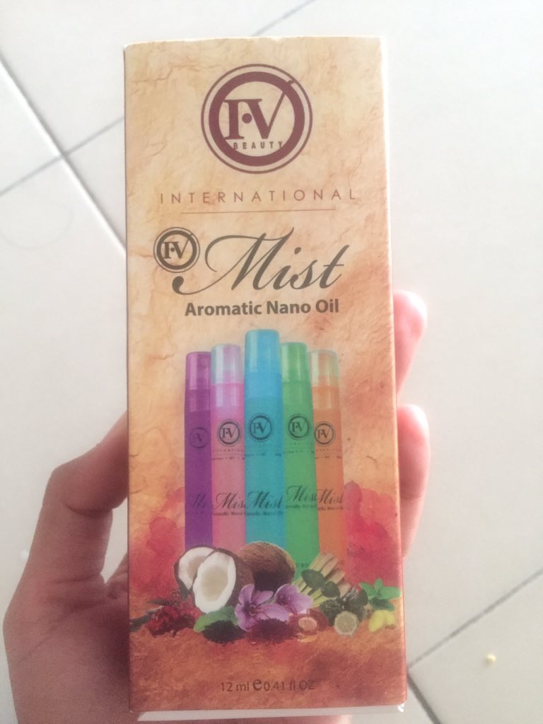 SyaShamil's tweet photo. Alhamdulillah,IVMIST da fully booked,tinggal 1 je lagi stock utk org Kapit! Cpt2.SUME pakat rebut PROMO. #teamIVMIST https://t.co/SZrM7MV6Bn