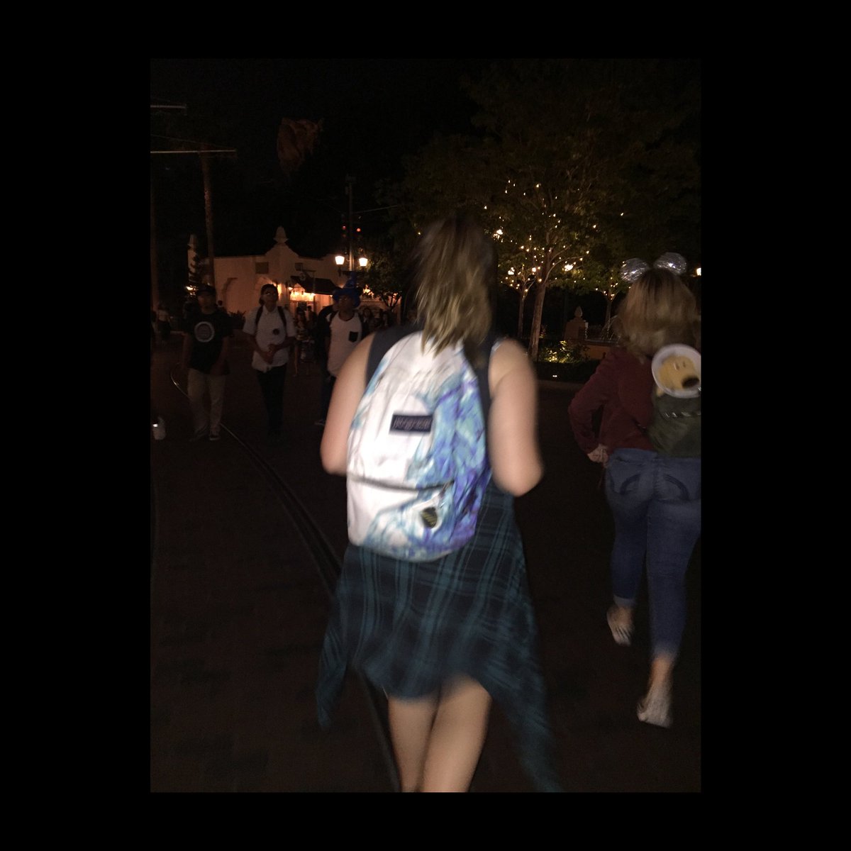 heythereimgaby's tweet photo. #Gradnite2017 I LOVE DISNEYLAND https://t.co/qJf9ToFTim