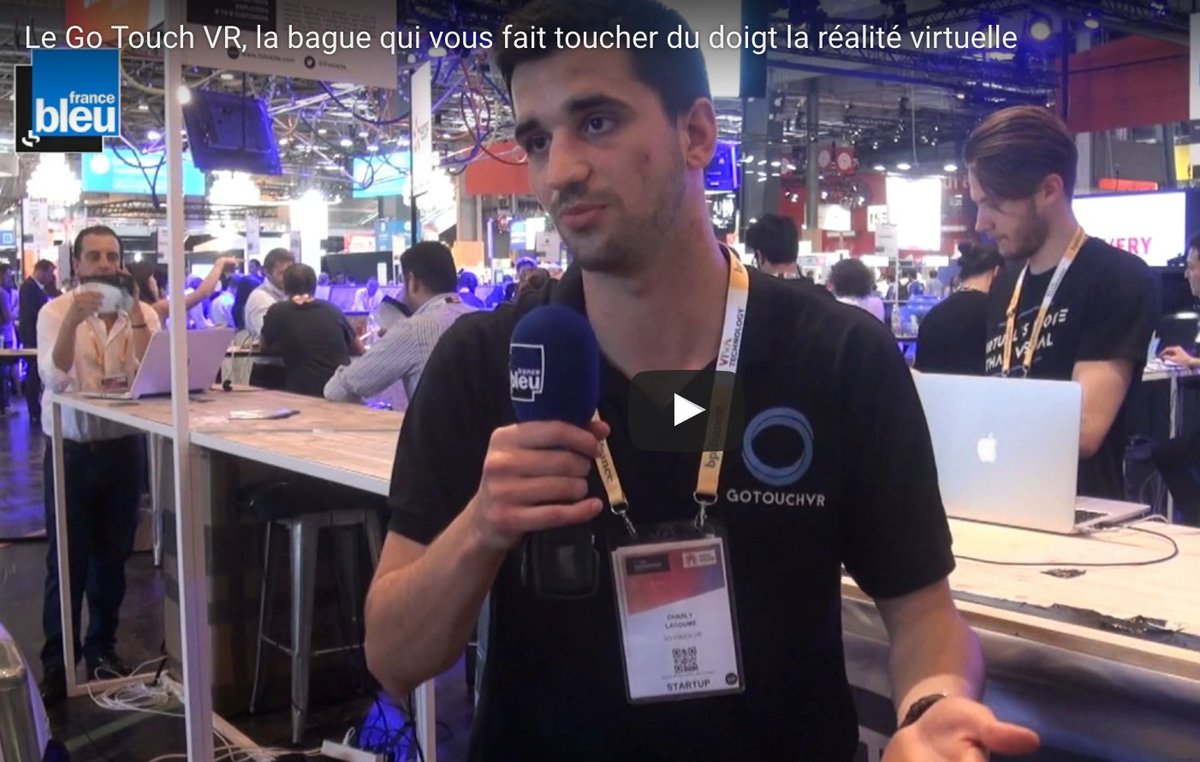 #VivaTechnology2017  découvrez la bague <a href="/GoTouchVR/">GoTouchVR</a> qui vous fait toucher du doigt la réalité virtuelle #VR sco.lt/6T56Sv #VivaTech