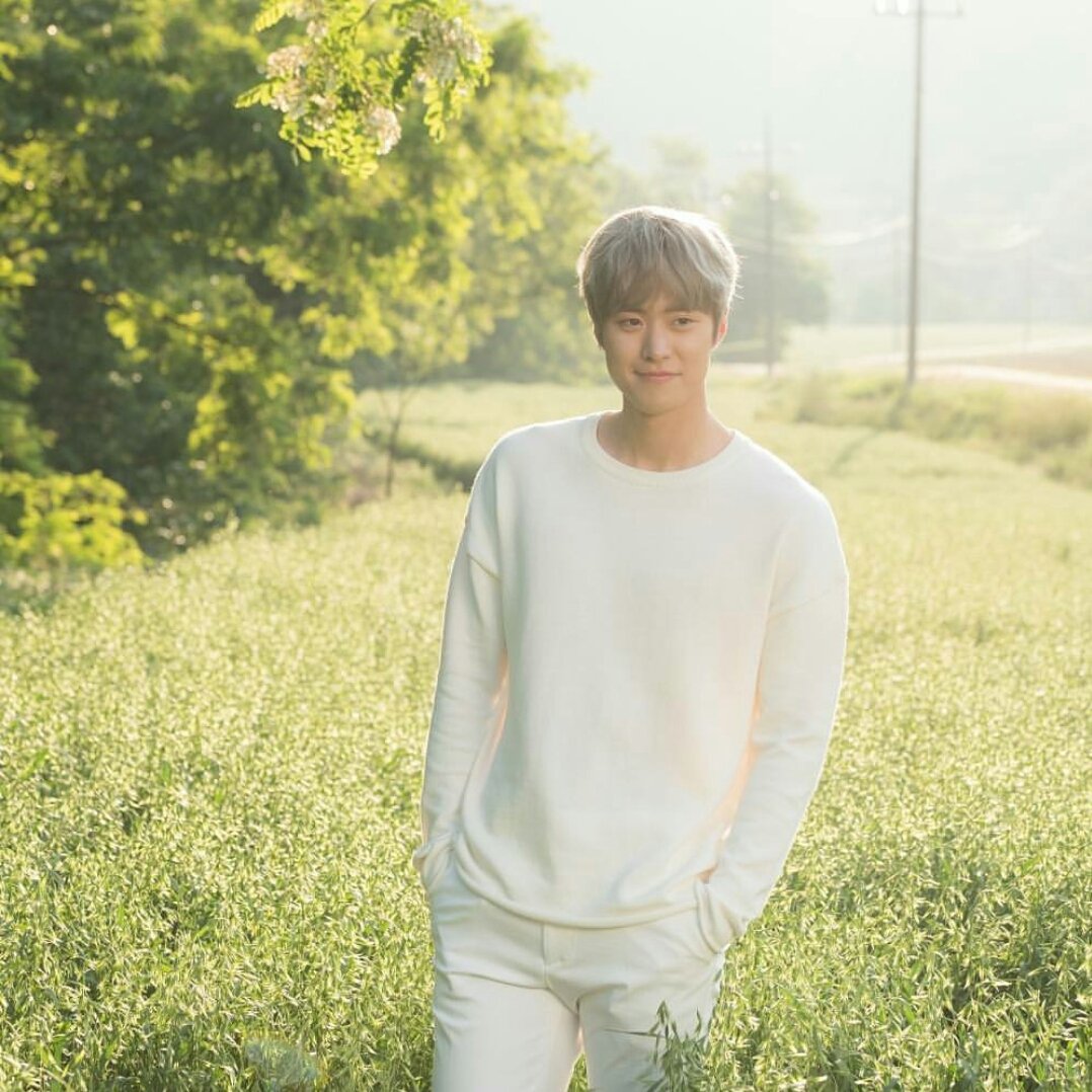 dailydoseofcafe's tweet photo. Gong Myung needs to keep this hair color. Its so good on him. #Biryeom #BrideOfTheWaterGod https://t.co/KI0TSAhnOz