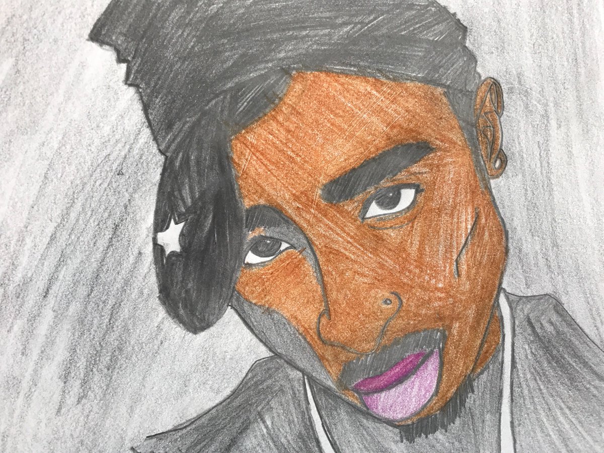 RyanStapleton20's tweet photo. Sorry, i know I'm late but happy G Day Tupac βΌοΈππΎππ€ #RestEasy #TheresAHeavenForAG #Tupac #TupacShakur #drawing https://t.co/RH0dYpg3NK