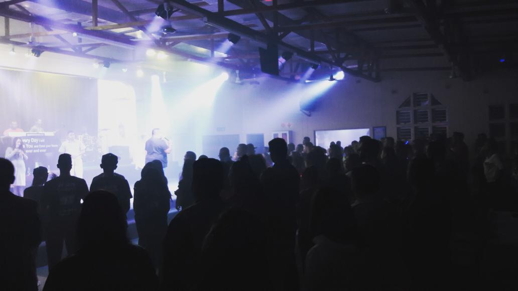 ricwa's tweet photo. Abt Last Nite😎 #dbnTour https://t.co/A787srZY1H