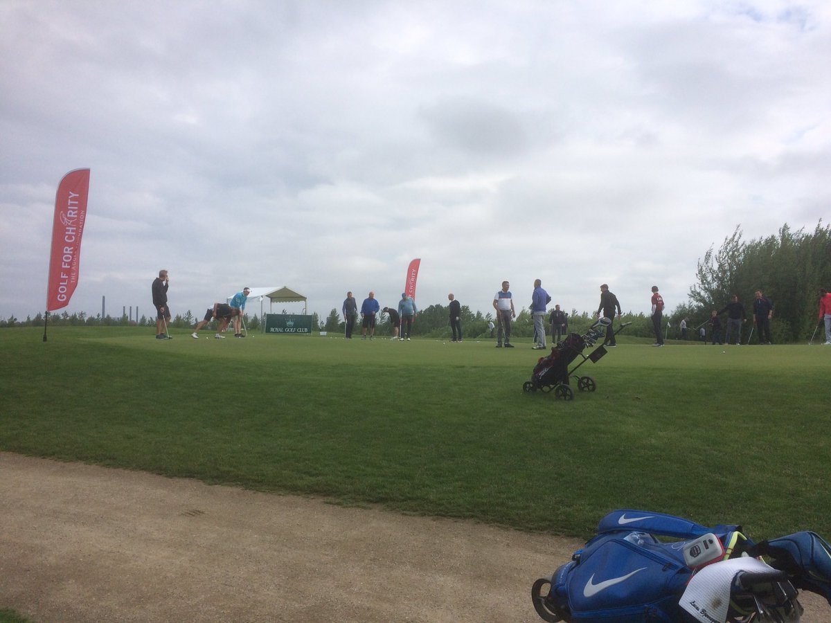 MC_svanevik's tweet photo. Så er spillerne ved at være parate #aggergolf2017 https://t.co/2bjYQOC0dS