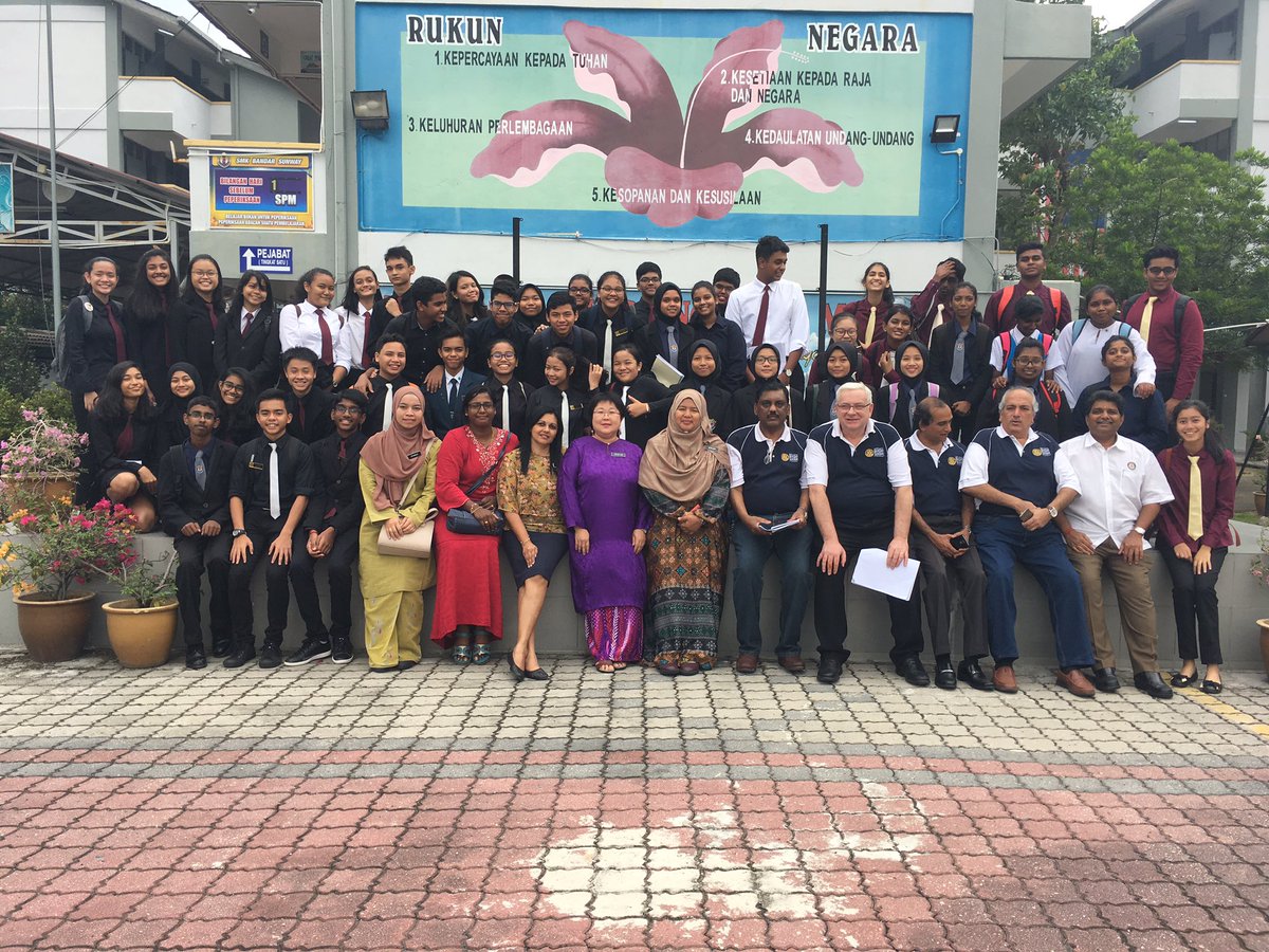 interactss17's tweet image. ICSMKSS17 Bod's attended the Interact Leadership Training Seminar !! ✨Learnt a lot and hope to make the best out of it!💓