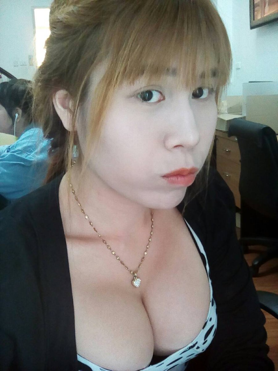 mintsexy1's tweet photo. ทำงานๆ ^  ^ https://t.co/iR40e2Awu4