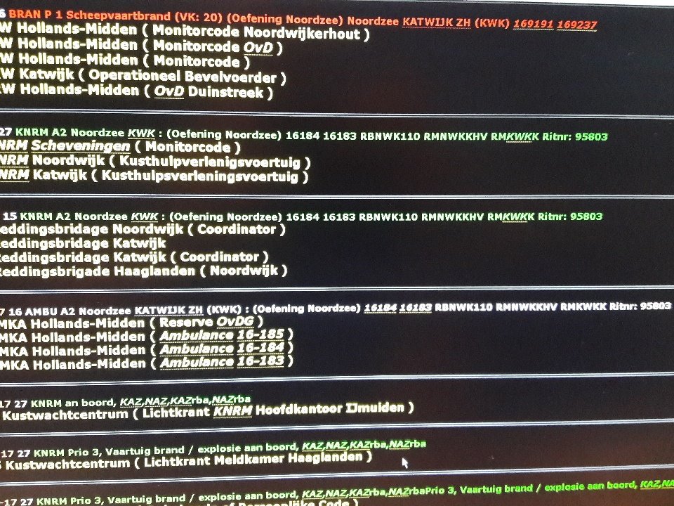 Oefening explosie aanboord van 'Silver Lion'.Ook <a href="/brandweerkwk/">Brandweerkazerne Katwijk</a> , @PolitieKatwijk en @ambulancehm gealarmeerd. <a href="/KNRM/">KNRM</a>
