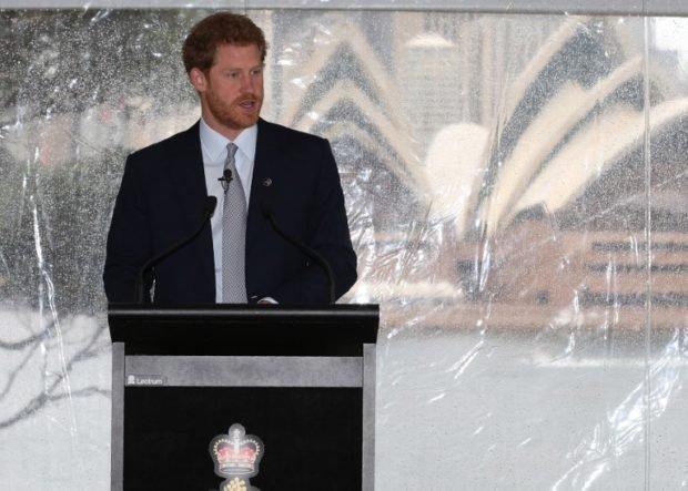 inquirerdotnet's tweet photo. Prince Harry says he locked away his emotions when mom died https://t.co/7VlCGg2Zvt https://t.co/b2Uez9IeWn