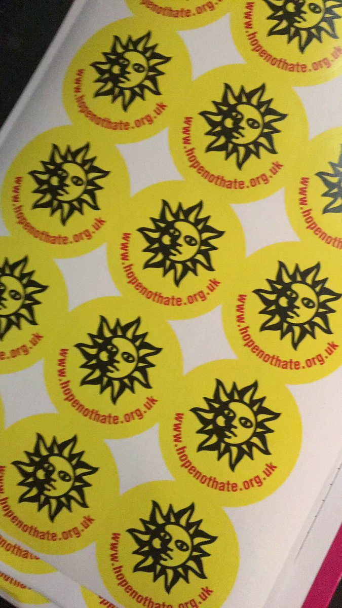AvantCymru's tweet photo. Sharing #LandsOfOurFathers @ClwbYBont today for @hopenothate πππ https://t.co/EgLI0UBXQY